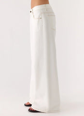 Neo Low Rise Wide Leg Jeans - Ivory
