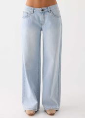 Neo Low Rise Wide Leg Jeans - Light Blue Wash