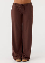 Hard To Tame Stretch Sweatpants - Chocolate
